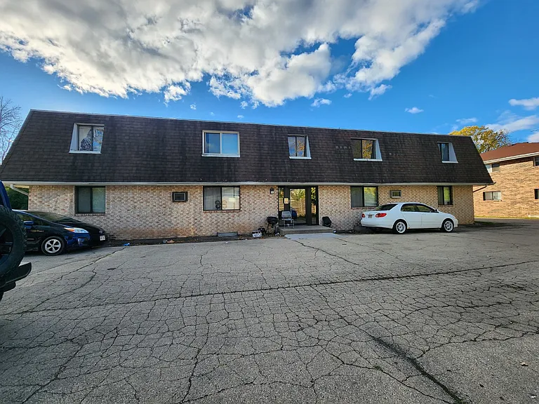 2500 Honey Lou Ct #204 — Photo 3