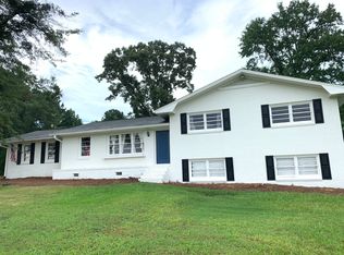 9095 Hutcheson Ferry Rd, Chattahoochee Hills, GA 30268