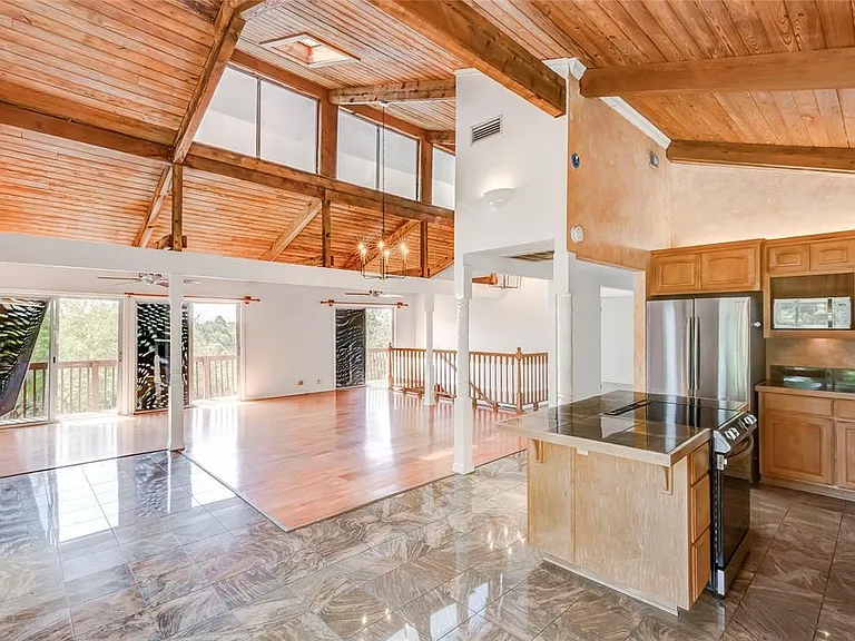 208 Westhaven Dr — Photo 16