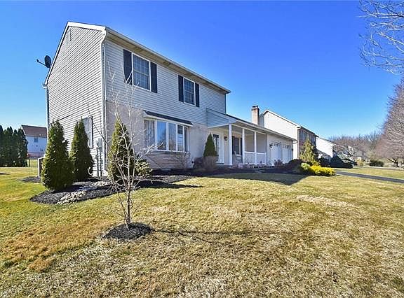 2nd image of 4217 Gloria Ln