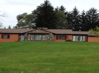 7370 Verona Dr, West Bloomfield, MI 48322