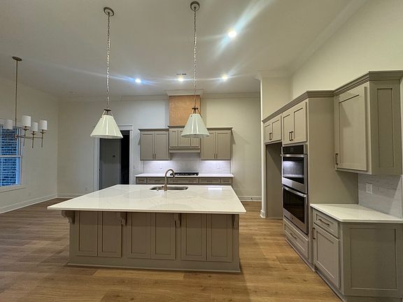 5th image of 16 Saint Cloud Way