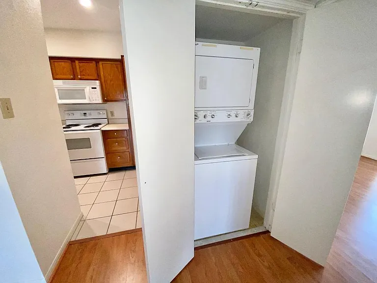 2121 El Paseo St #1604 — Photo 10