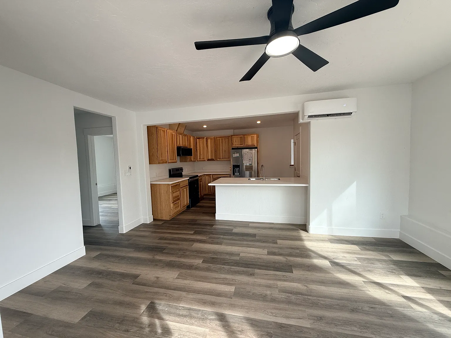 2 bed, 1200 sqft, $1,600 — Photo 3