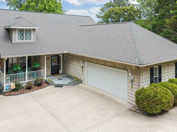 110 Sandspur Lane, Seven Lakes, NC 27376