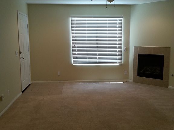 3rd image of 65568 Acoma Ave APT 204
