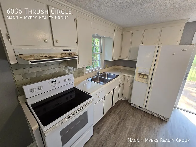 6036 Thrush Cir — Photo 15