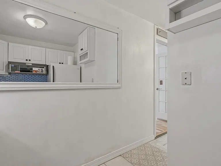 233 E Erie St #1602 — Photo 6