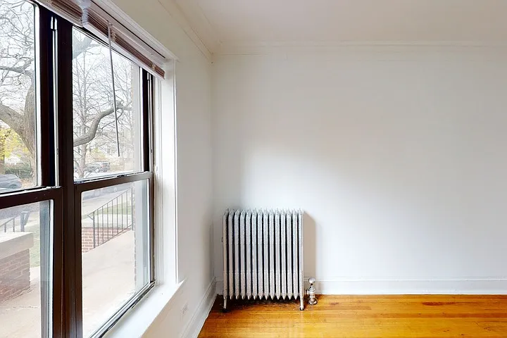 5457-5459 S. Blackstone Avenue — Photo 33