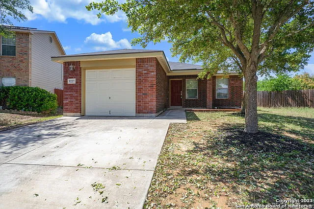 3 bed, 1206 sqft, $1,500 — Photo 1
