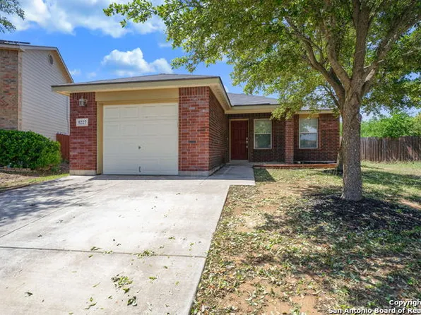 9227 Dublin Moor, San Antonio, TX 78254