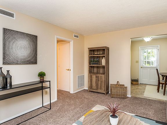 4th image of 1500 Seminole Dr #197