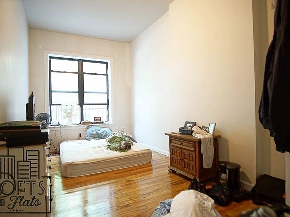 5th image of 851 Lincoln Pl #4L