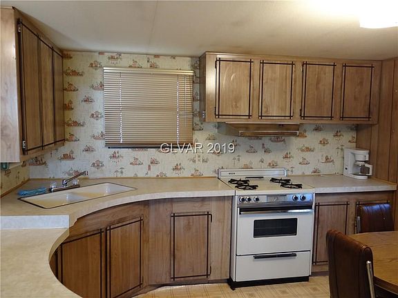 4th image of 3643 Haleakala Dr