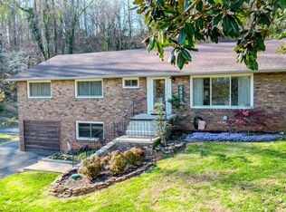 402 Bluff Rd, Kingston, TN 37763