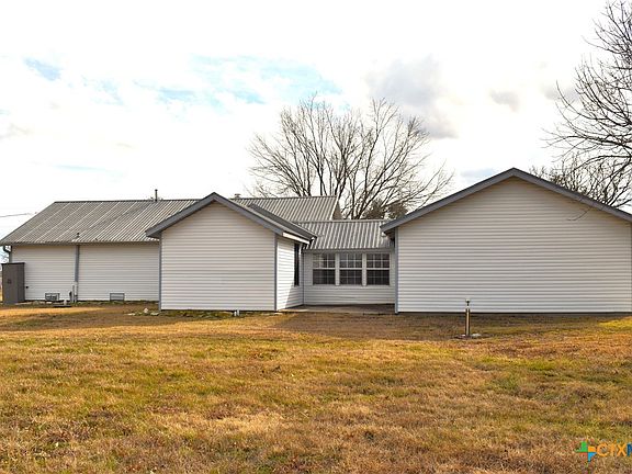2nd image of 10308 N Fm 487