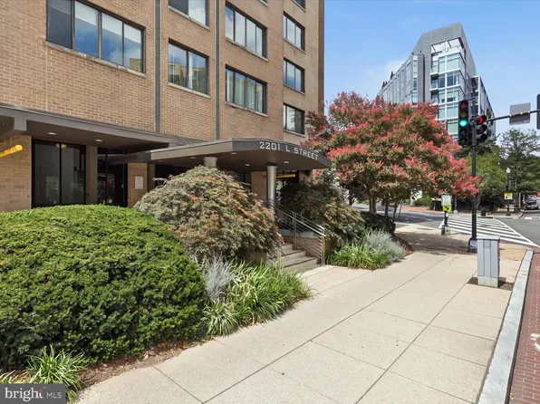 2201 L St NW APT 409, Washington, DC 20037