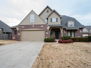3402 W Urbana St, Broken Arrow, OK 74012