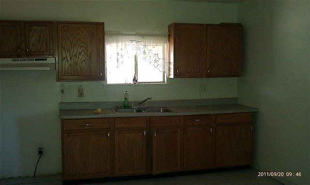 2nd image of 1006 English St