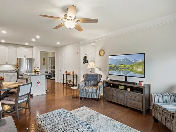 2 Talbot Way Unit 2208, Westborough, MA 01581