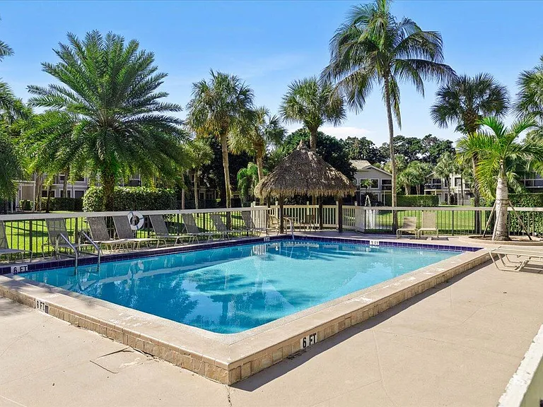 11863 Wimbledon Cir #441 — Photo 7