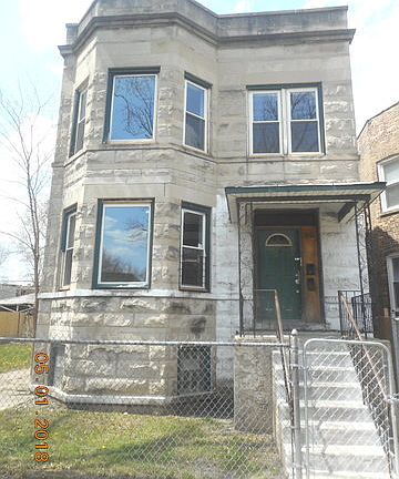 2nd image of 1016 N Monticello Ave
