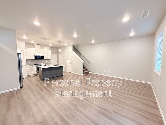 3rd image of 16332 NE 21st St