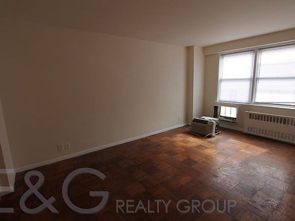2nd image of 18311 Hillside Ave APT 6K