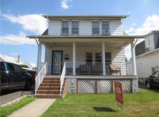 249 Grove St, Woodbridge, NJ 07095