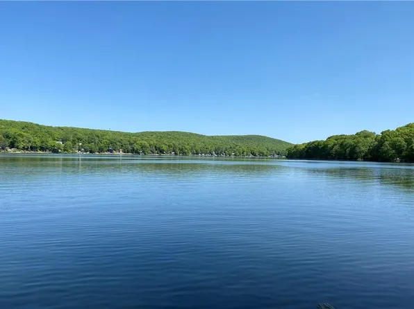 88 Lakeview Drive, Holmes, NY 12531