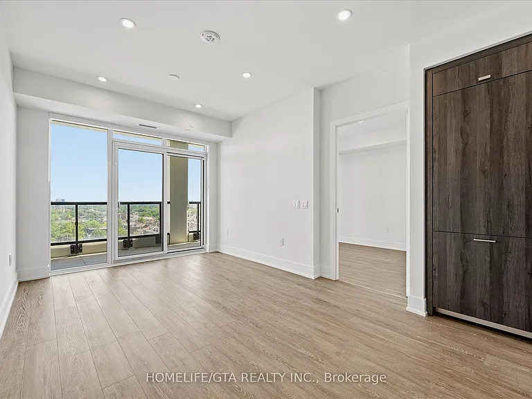 858 Dupont St #802 — Photo 13