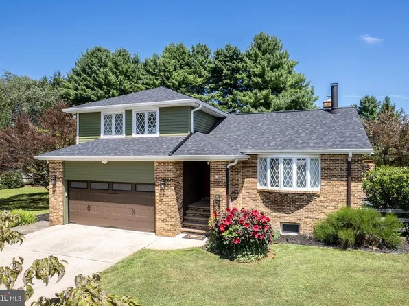 2624 Neudecker Rd, Westminster, MD 21157