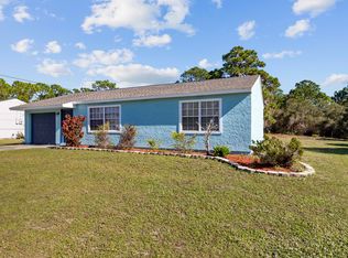1295 Schumann Dr, Sebastian, FL 32958