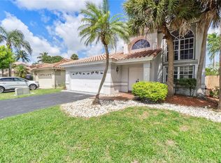 7121 NW 32nd St, Margate, FL 33063