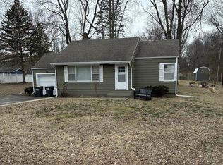5610 Ridge Rd, Stevensville, MI 49127