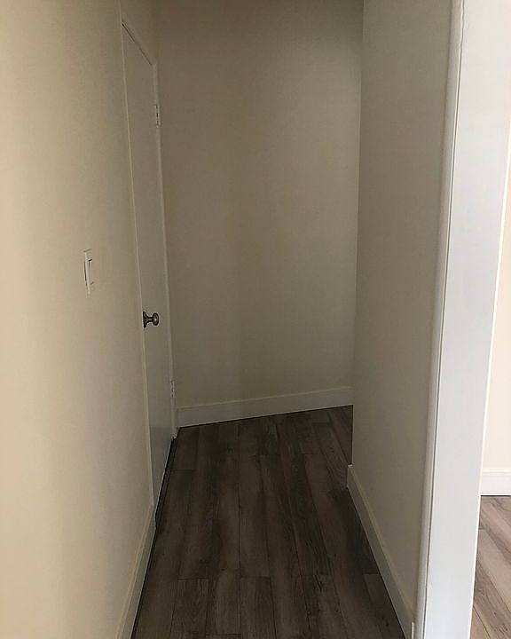 1st image of 12054 Moorpark St #7