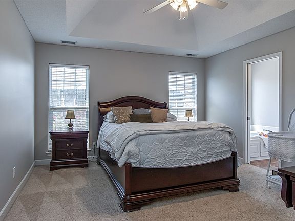 4th image of 360 Split Oak Ln