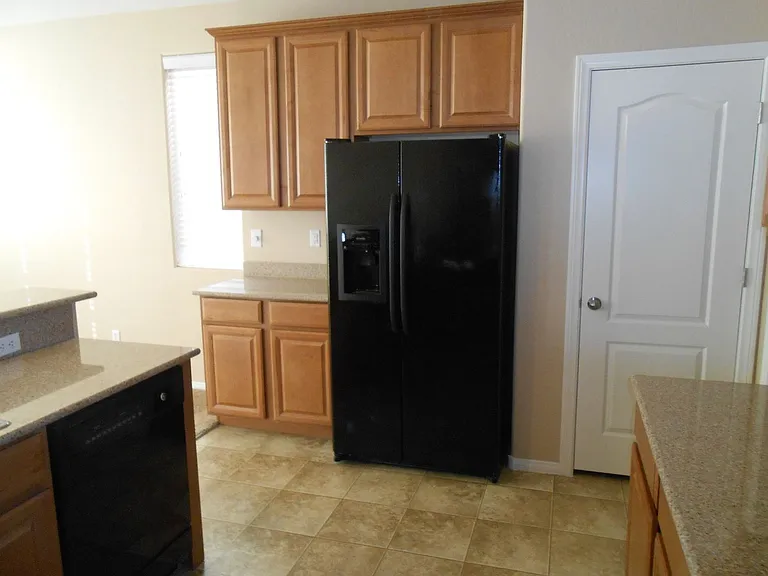 8339 Waylon Ave — Photo 9