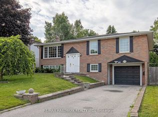 978 Wildwood Dr, Newmarket, ON L3Y2B5