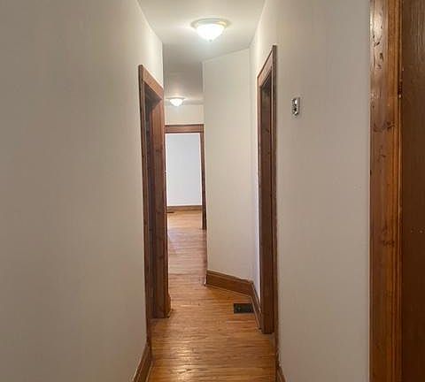 4th image of 6407 S Greenwood Ave #1