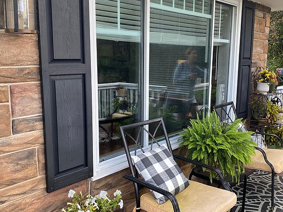 3rd image of 1017 Johnson Ave