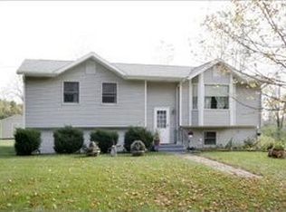 10360 Eight Mile Rd, Ceresco, MI 49033