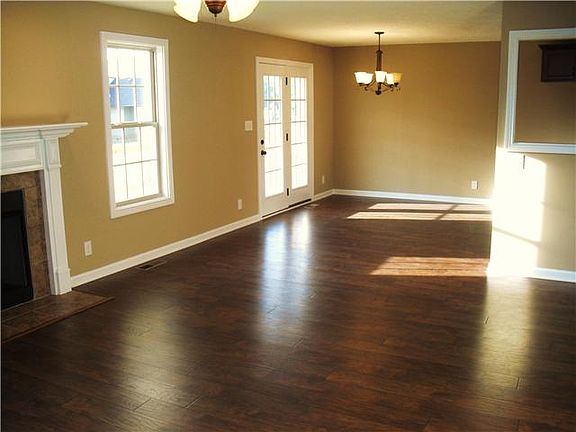 3rd image of 156 Fox Xing Lot 156