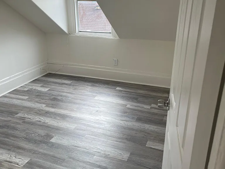 760 29th St #3 — Photo 15