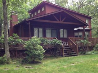 109 Pine Ter, Milford, PA 18337