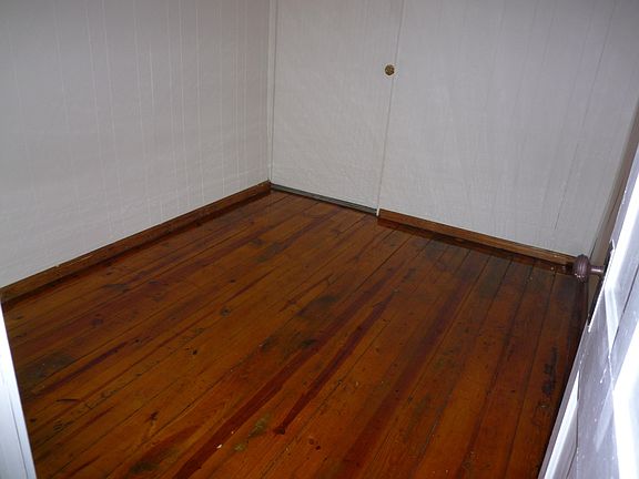 5th image of 84 Paige St #2