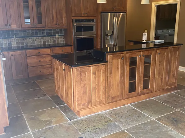 4701 Thornbrook Rdg, Columbia, MO 65203