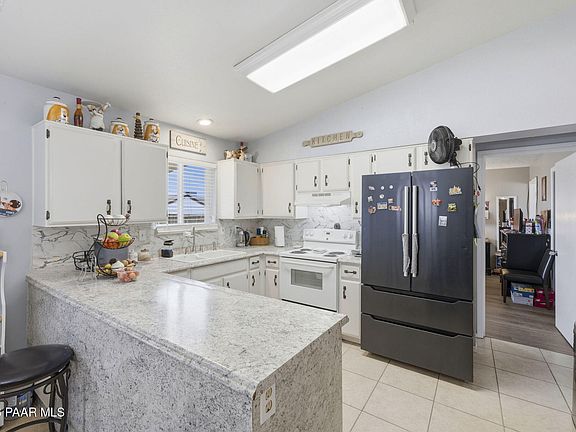 5th image of 8110 E Loos Dr