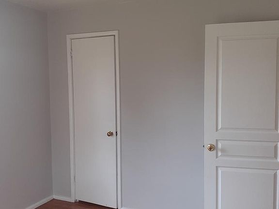 4th image of 415 Patrician Dr
