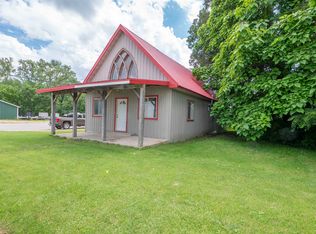 289 E Bannerman Ave, Redgranite, WI 54970